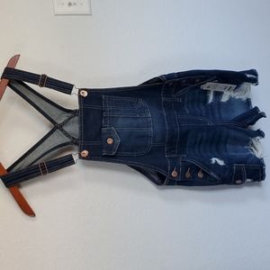 Women's Short jumper pants.